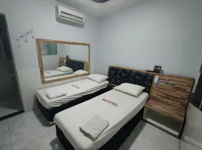 Hotel Flert Santana - Room