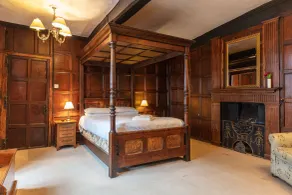 The New Inn by Roomsbooked - Room