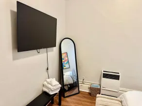 GORGEOUS 3 BEDROOM IN DOWNTOWN  - Zimmer