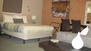 Bristol Hill Motor Inn - Zimmer