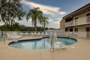 Red Roof Inn Ellenton - Bradenton NE - Piscine