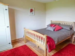 Chapel Cottage - Room