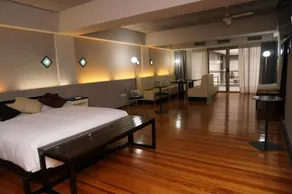 Prodeo Hotel + Lounge - Zimmer