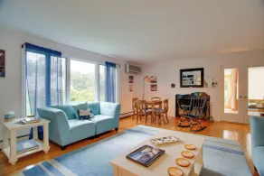 Deck & Grill, Walk to Beaches! Falmouth Retreat - Innenbereich