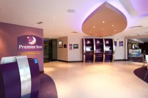 Premier Inn London Gatwick Manor Royal - Reception