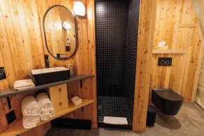 Mi-clos - luxury pods with private jacuzzi and sauna - Salle de bain