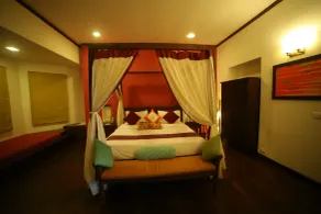 Old Lighthouse Bristow Hotel , Fort Kochi - Room