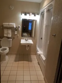 Quality Inn Waverly - Bad