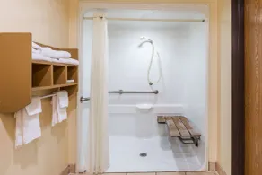 Super 8 by Wyndham League City Kemah Area - Salle de bain