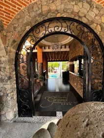 Cosalá Grand - Reception