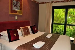 Waterfall Cottages - Chambre