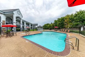 Quality Inn & Suites Canton - Piscine