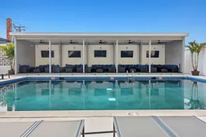 Seaport Suites - Basseng