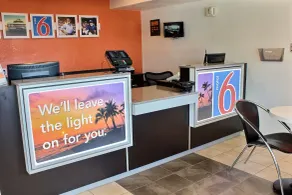 Motel 6-Coalinga, CA - East - Hall