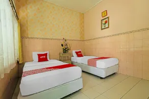 RedDoorz Syariah at Griya Raharja Klaten - Room