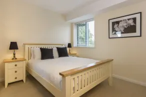 Citystay Living - Dove House - Chambre