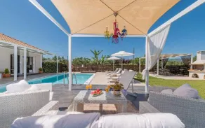 Madini Luxury villa with private Heated pool - Utsikt fra rommet