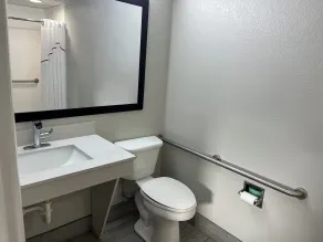 Red Roof Inn Rockingham - Baño