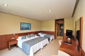 Apollonion Asterias Resort and Spa - Vue de la chambre