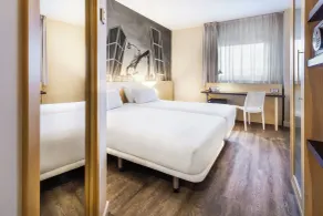 B&B HOTEL Madrid Aeropuerto T1 T2 T3 - Chambre