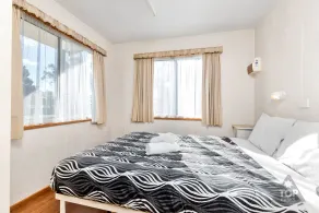 Gawler Caravan Park - Room