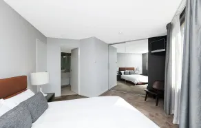 Astra Apartments - The Griffin - Værelse