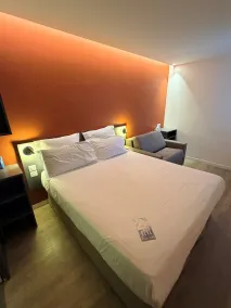 Hôtel Cyano Fréjus-Saint Raphaël - Værelse