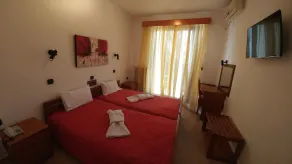 Pavlidis - Room