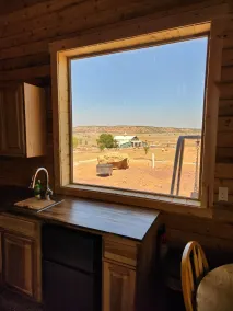 The Rocky Mountain Cabin - Spiseområde på rommet