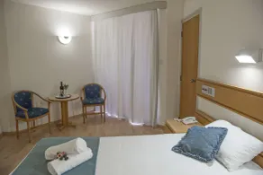 Kissos Hotel - Vue de la chambre