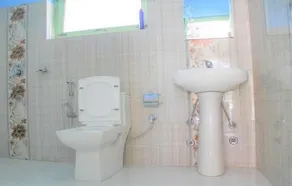 Ibex Guest House - Bathroom
