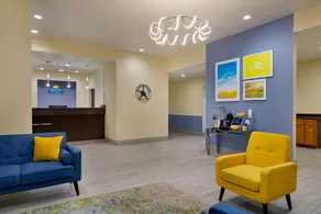 Days Inn & Suites by Wyndham DFW Airport South-Euless - Réception