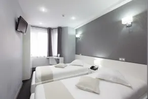 Hotel Phenix - Room