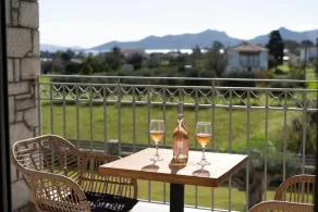 CARLOS MANSION LUXURY SUITES - Vista do quarto