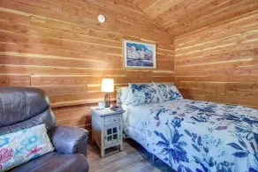 Half-mi to Bull Shoals Lake Access: Angler's Cabin - Interiør