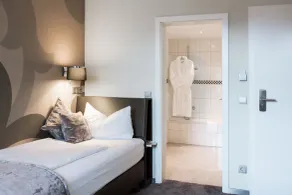 Hotel SONATA - Habitación