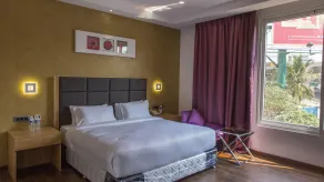 Ramee Strand Inn Hotel - Room