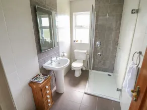 Teach Teolai - Baño