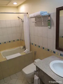 The Suites At Mount Malarayat - Salle de bain