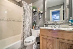 Extravagant 4,500 Sq Ft Home in Hill Country! - Interior