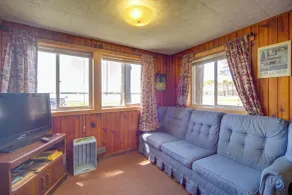 Convenient Cabin w/ Access to 3 Boat Docks! - Innenbereich