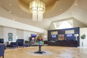 Prairie Meadows Hotel - Lobby