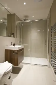 Destiny Scotland - Hill Street Apartments - Badrum