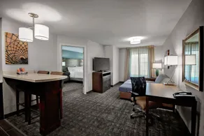 Staybridge Suites - Holland by IHG - Chambre
