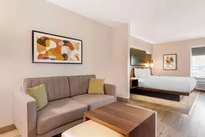 Best Western Plus Riata - Room