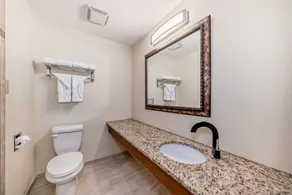 Stony Plain Inn & Suites - Room