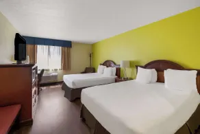 Americas Best Value Sandman Inn - Room