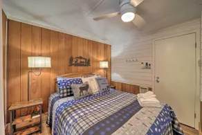 White Tail Retreat with Shared Hot Tub and Pool Access - Interior