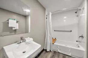 Southern Suites Carrollton - Badeværelse