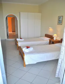 Corfu Pelekas Apartment 2 - Quarto